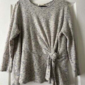 ARULA Cream and Blue Tie-Front Sweatshirt